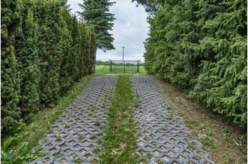 Slovaquie Chata Stará Turá, Extérieur